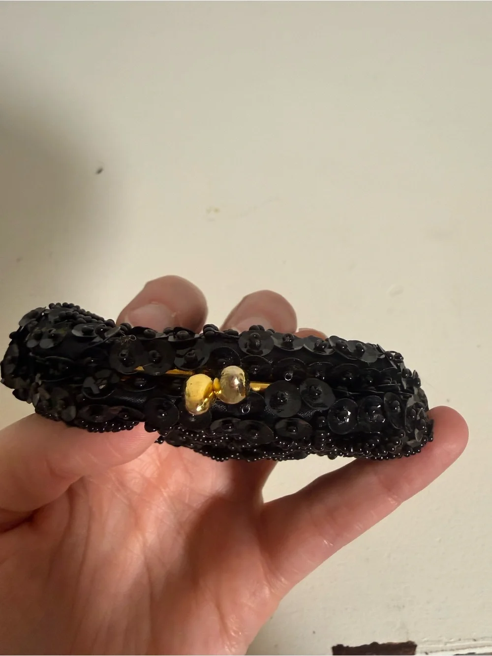 K. Gimbel Black Beaded Sequin Evening Coin Purse Gold Kiss Lock Hong Kong